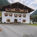 In Fusch An Der Glocknerstrasse In Nature Apartment *