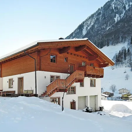 In Fusch An Der Glocknerstrasse In Nature Appartement