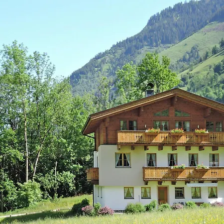 Apartman In Fusch An Der Glocknerstrasse In Nature